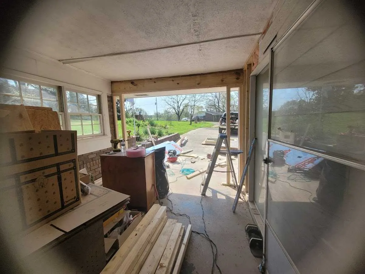 Air movers and dehumidifier for Water Mitigation Services in Oregon